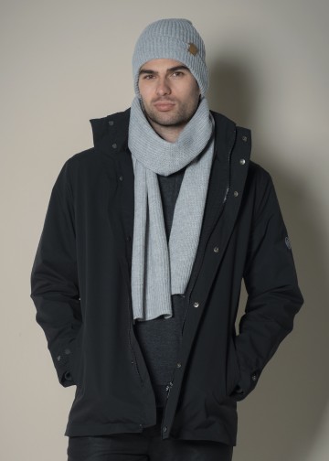 Knitted Hat with Fleece Lining