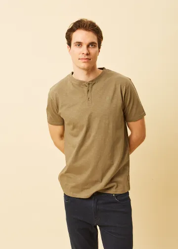 T-Shirt with Placket
