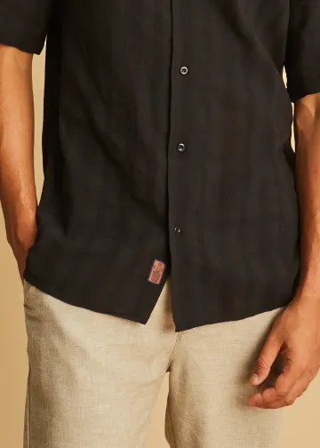 Solid Color Short Sleeved Shirt, Jaquard Striped