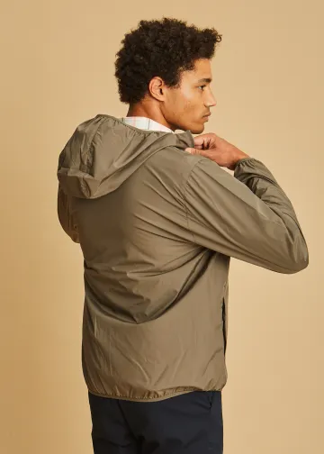 Ελαφρύ Αδιάβροχο